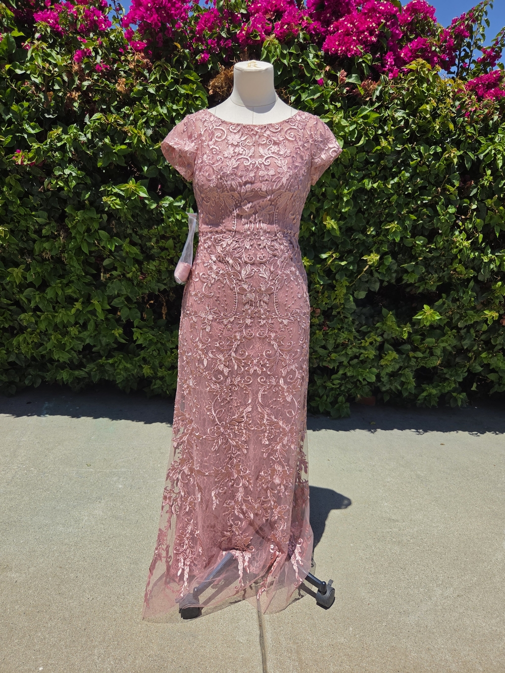 Azazie Dorit Lace Bridesmaid Dress A2 Dusty Rose Floor Length Sheath NWT